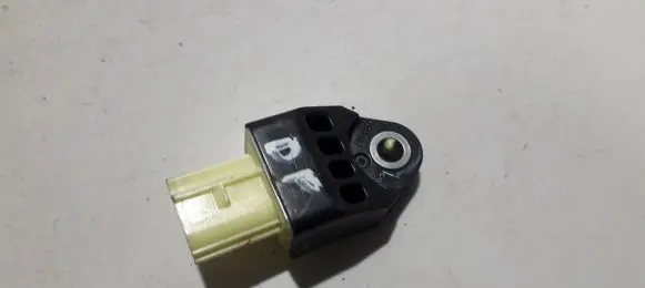 Toyota Prius (XW30) Airbag deployment crash/impact sensor 8983175010 89831-75010