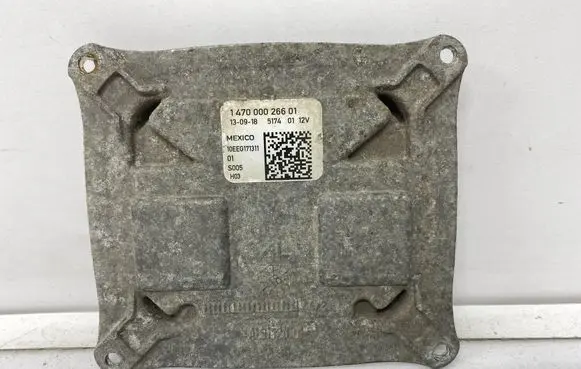 Alfa Romeo Giulia Headlight ballast module Xenon 147000026601