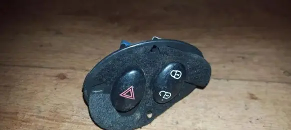 Rover 75 Hazard light switch