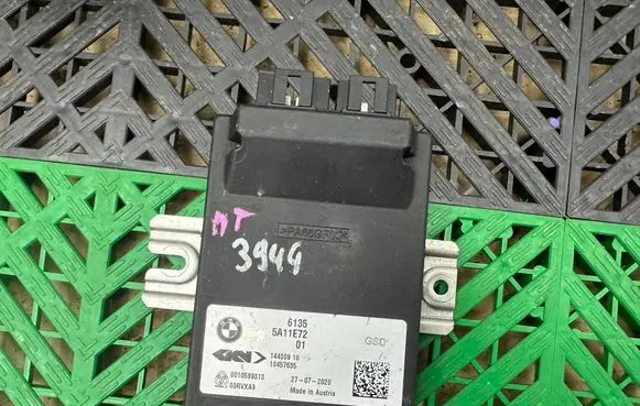 BMW 5 G30 G31 G38 Transfer box differential control unit 5A11E72