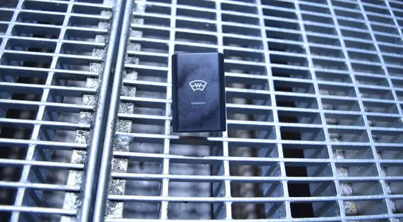 Ford Transit Custom Windscreen/window heater switch BK2T18K574AB