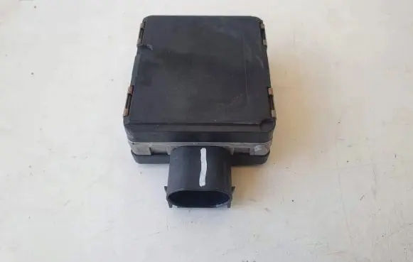 Volkswagen PASSAT B8 Distronic sensor radar 3Q0907550B