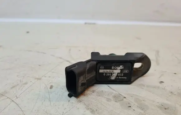 Fiat Doblo Air pressure sensor 0261230052