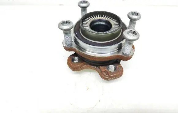 BMW X3 G01 Rear wheel hub 8838134