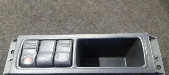 Opel Sintra Hazard light switch 10243814 541106