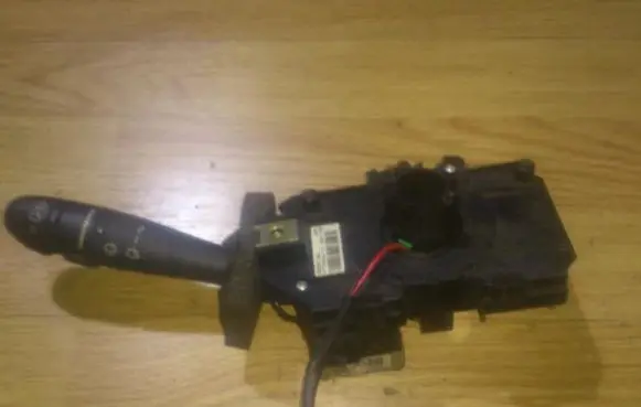 Renault Laguna I Wiper control stalk 7700424173