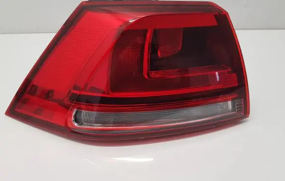 Volkswagen Golf VII Rear/tail lights 5G0945095P