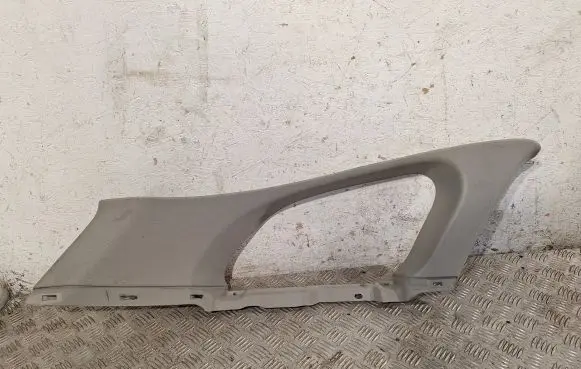 Toyota Avensis T270 (D)pillar trim (top) 6247205140B4 6247205140