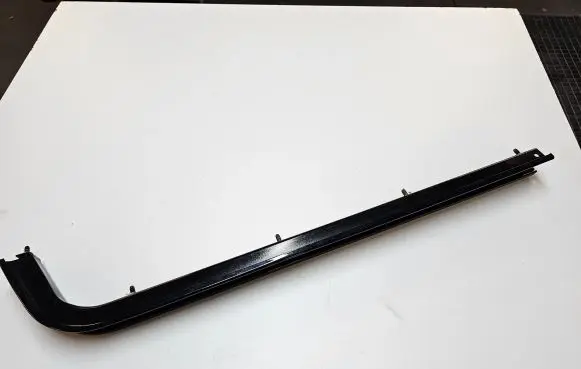 Chrysler Pacifica Sliding door middle roller runner 68186026AA