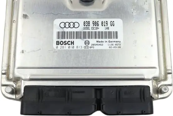 Audi A4 S4 B6 8E 8H Engine control unit/module 038906019GG 0281010813