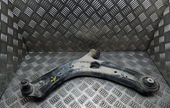 Volkswagen PASSAT B8 Front lower control arm/wishbone 3Q0407153B