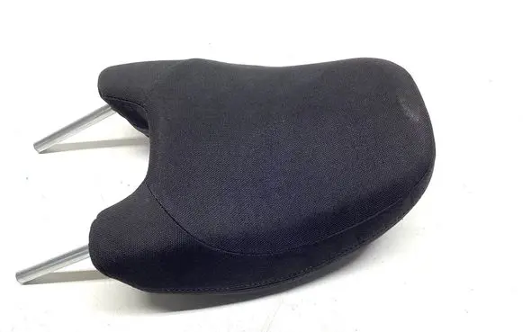 Volvo V60 Front seat headrest 