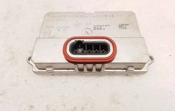 Mercedes-Benz E W211 Headlight ballast module Xenon 5DV00829000