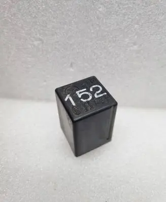 Volkswagen Transporter - Caravelle T4 Other relay 701963281