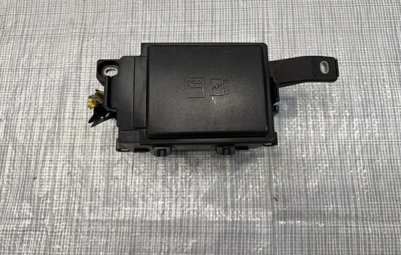 Jaguar F-Pace Fuse box set M8A214A076CB