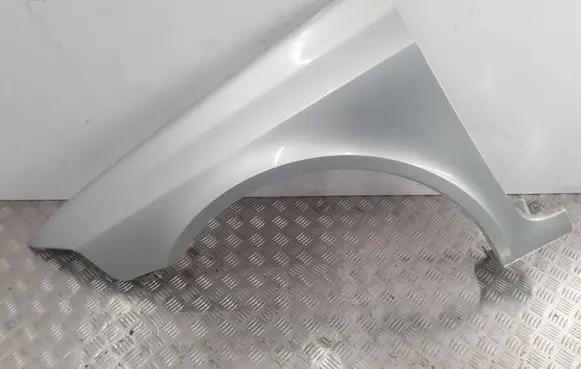 Renault Laguna II Fender 8200129520