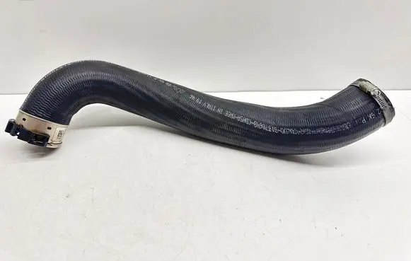 Volvo V40 Intercooler hose/pipe 31370648
