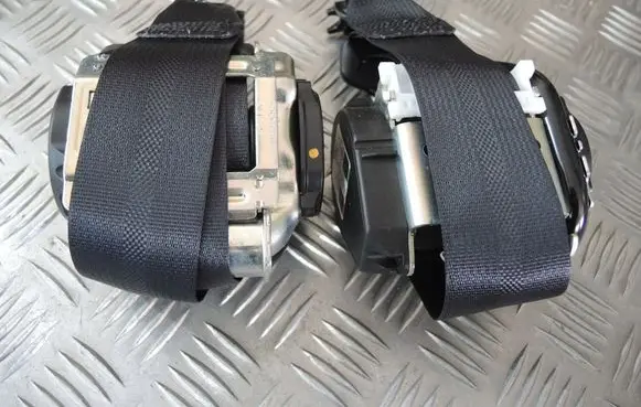 Renault Captur II Rear seatbelt