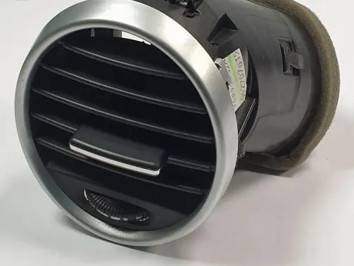 Mercedes-Benz ML W164 Dashboard side air vent grill/cover trim A1648301954