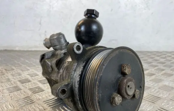 BMW 5 E60 E61 Power steering pump 6761412 61289 LH2112205
