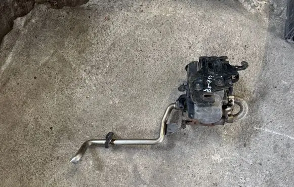 Volkswagen Touran I Auxiliary pre-heater (Webasto) 1K0815071H 9008358D 9008372C