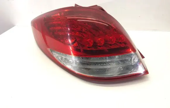 Hyundai Veloster Rear/tail lights