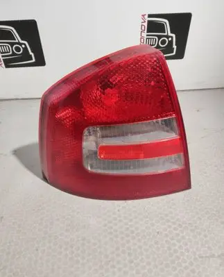 Skoda Octavia Mk2 (1Z) Rear/tail lights 1Z5945095A 1Z5945111A VP8HXX13405A