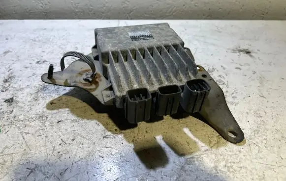 Lexus IS 220D-250-350 Fuel injection control unit/module 8987120070 1310001371