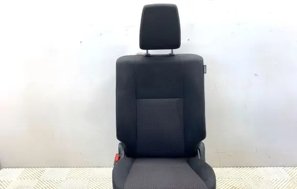 Suzuki Ignis Front driver seat 