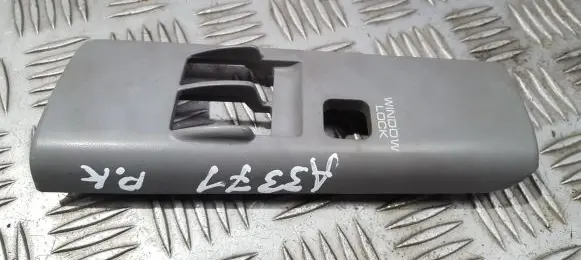 Mitsubishi Space Runner Other interior part