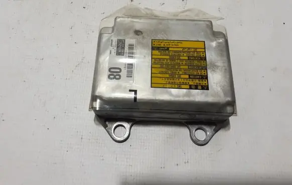 Toyota Land Cruiser (J120) Airbag control unit/module 8917060130