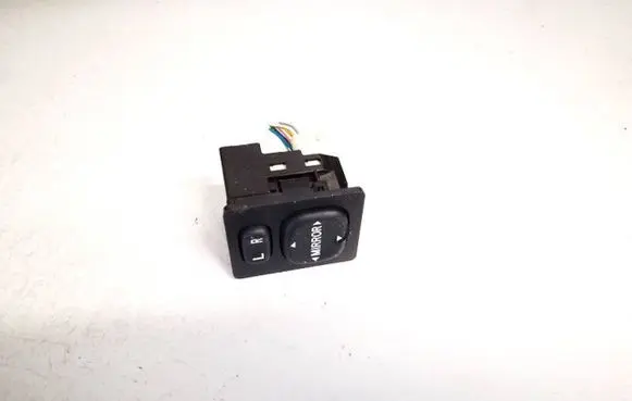 Toyota Auris 150 Wing mirror switch 183574 769746c