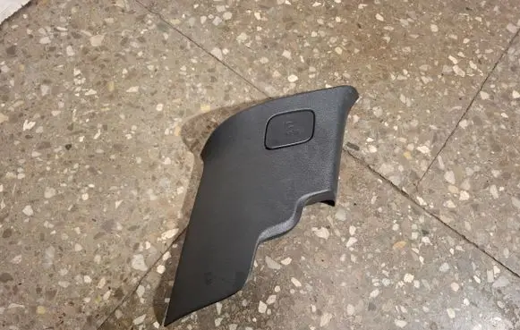 Volvo V60 (C) pillar trim 31102005