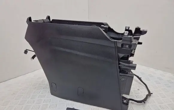 Peugeot 5008 II Center console 9810043677
