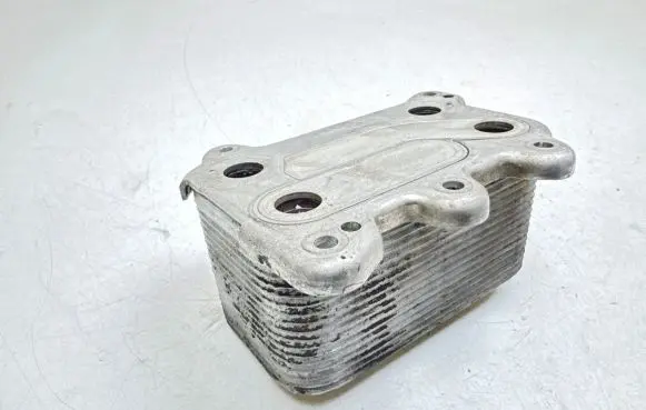 Engine oil radiator