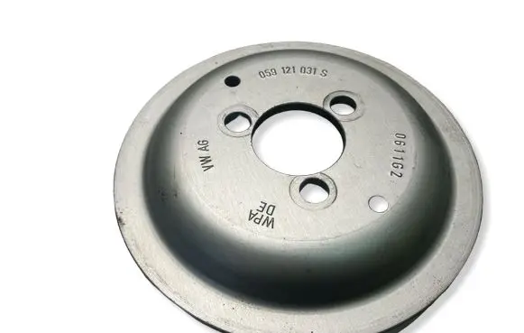 Porsche Cayenne (9Y0 9Y3) Water pump pulley 059121031S