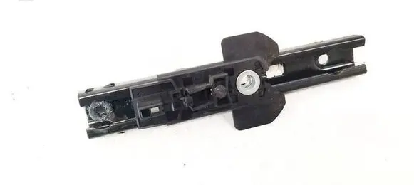 Ford Mondeo MK IV Seat belt adjustment rail 