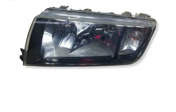 Skoda Fabia Mk1 (6Y) Headlight/headlamp 153443KASACJA 153443
