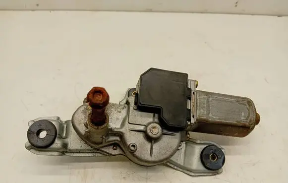 Toyota Corolla E120 E130 Rear window wiper motor 8513002020