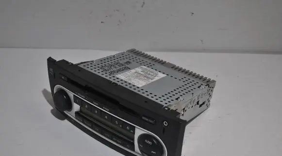 Mitsubishi Colt Radio/CD/DVD/GPS head unit 8701A239 34W663 8X017282