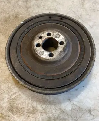 Opel Astra H Crankshaft pulley 55196301 C730