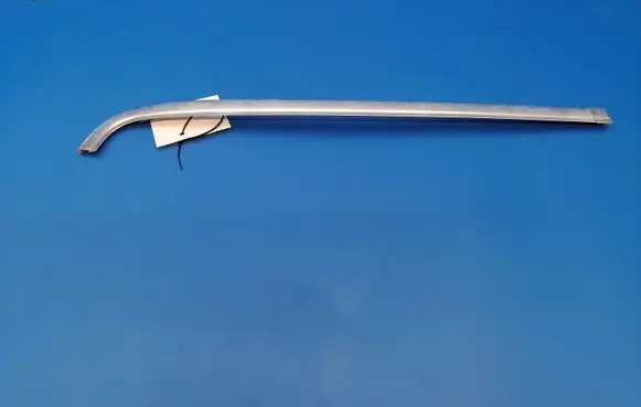 Mercedes-Benz S W126 Windshield trim 