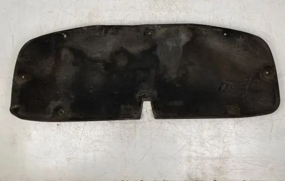 Engine bonnet/hood sound/heat insulation