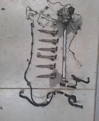 BMW 4 F36 Gran coupe Fuel injection system set 7805423 00631402 0445216036