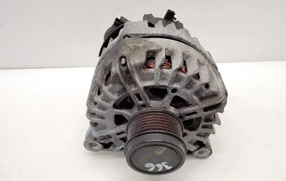 Peugeot 208 Generator/alternator 9810525380