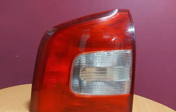Skoda Octavia Mk2 (1Z) Rear/tail lights 1Z9945257