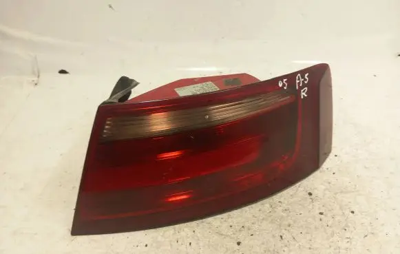 Audi A5 8T 8F Rear/tail lights 8T0945096 AU484