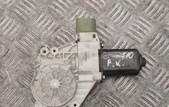 BMW 5 F10 F11 Front door window regulator motor 7248171