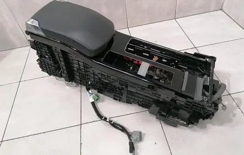 Land Rover Range Rover L405 Center console LR037621