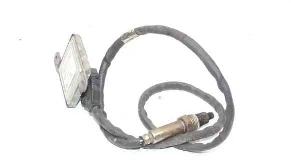 Volkswagen PASSAT B8 Lambda probe sensor 04L907805R